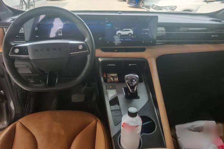 Used Roewe RX5 2023 1.5T Prestige Sliding-Screen Version Interior 1