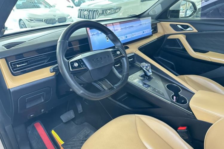 Used Roewe RX5 2023 1.5T Flagship Intelligent Driving Edition Interior 1