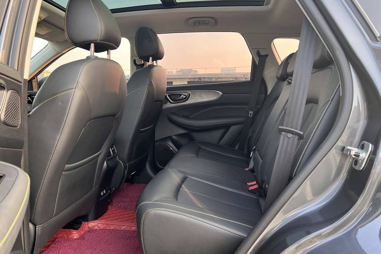 Used Roewe RX5 2023 PLUS 330TGI Automatic Trendsetting Smart Edition Interior 5