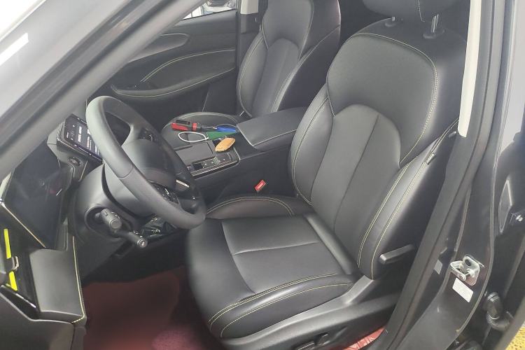 Used Roewe RX5 2023 PLUS 330TGI Automatic Trendsetting Smart Edition Left Front Seat