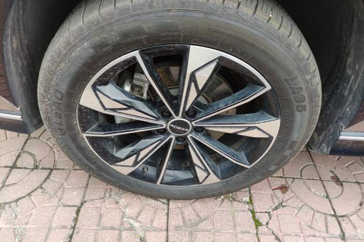 Used Roewe RX5 2023 1.5T Elite Edition Left Front Wheel Hub