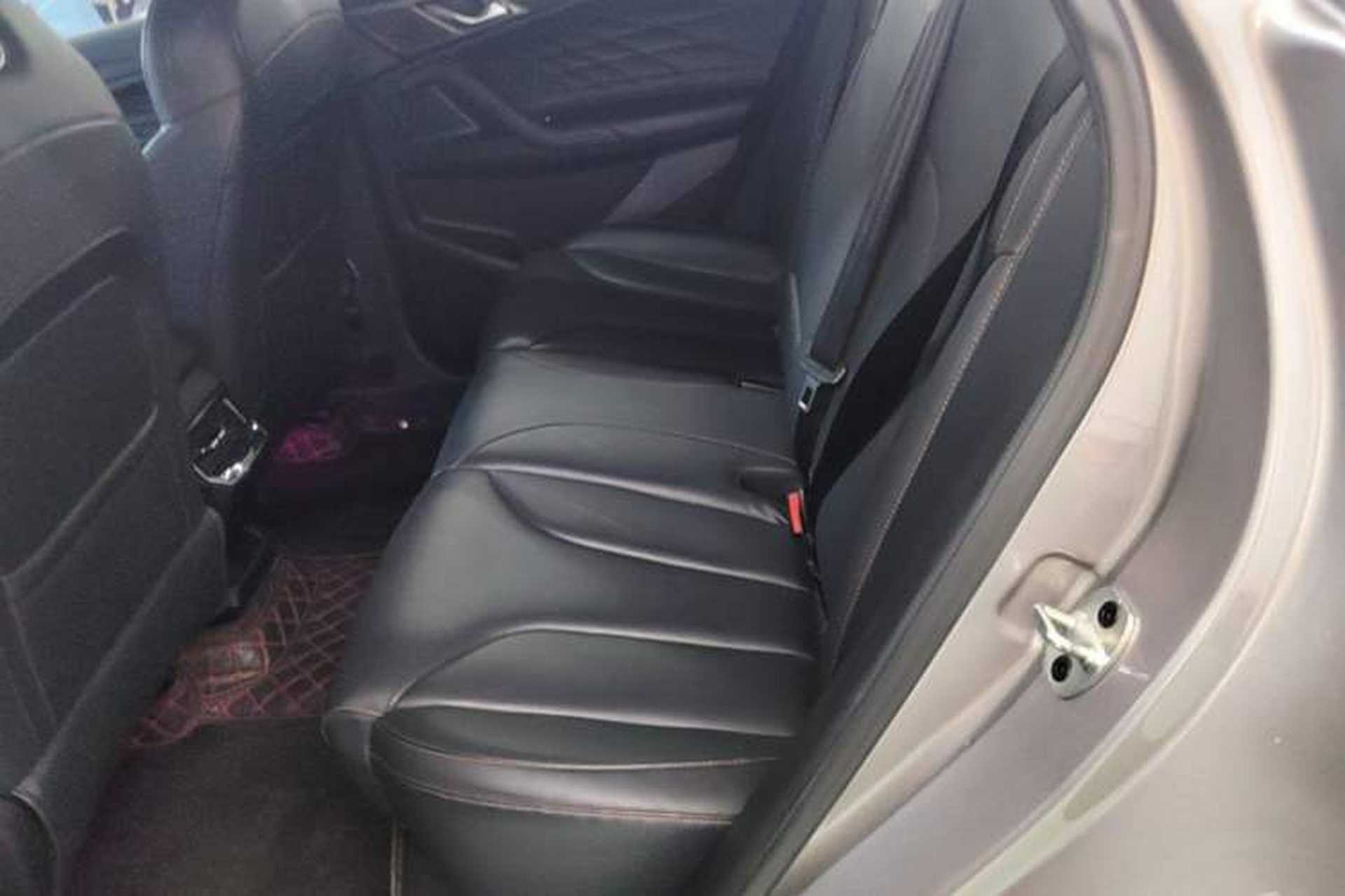 Used Roewe RX5 2023 1.5T Luxury Sliding-Screen Version Left Rear Seat