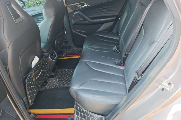 Used Roewe RX5 2023 1.5T Elite Edition Left Rear Seat