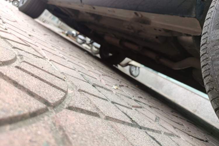 Used Roewe RX5 2023 1.5T Elite Edition Left Side Sill