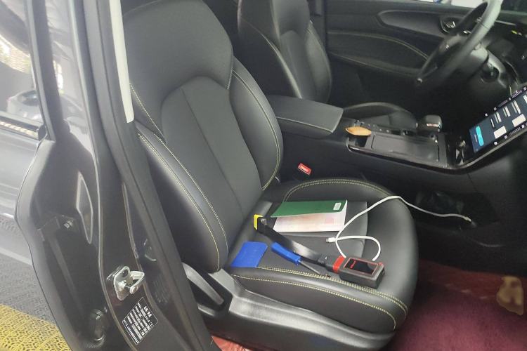 Used Roewe RX5 2023 PLUS 330TGI Automatic Trendsetting Smart Edition Right Front Seat