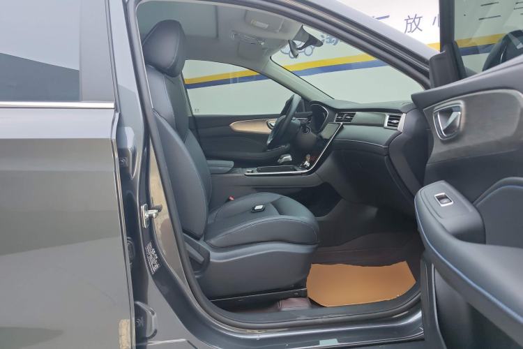 Used Roewe RX5 2023 PLUS 330TGI Automatic Trendsetting Smart Edition Right Front Seat
