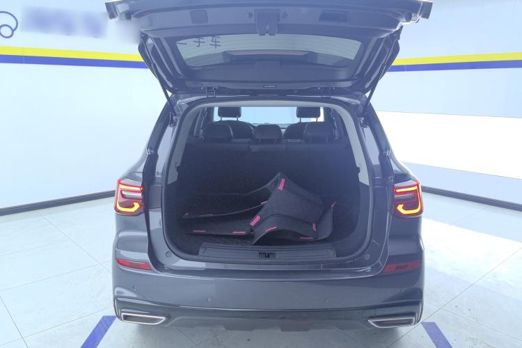 Used Roewe RX5 2023 PLUS 330TGI Automatic Trendsetting Smart Edition Trunk