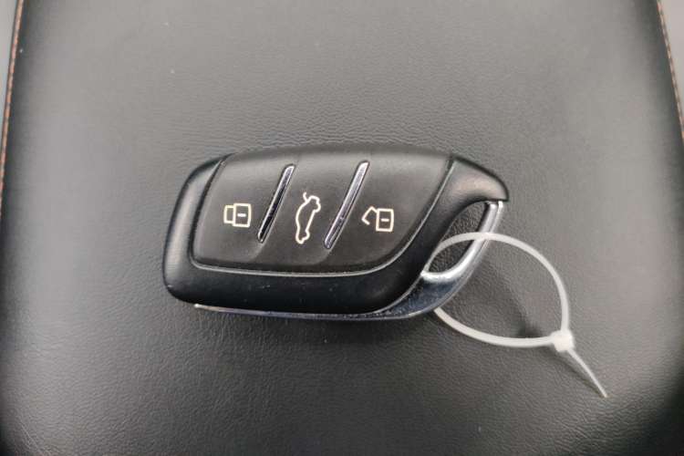 Used Roewe RX5 2023 1.5T Luxury Sliding-Screen Version Vehicle Key