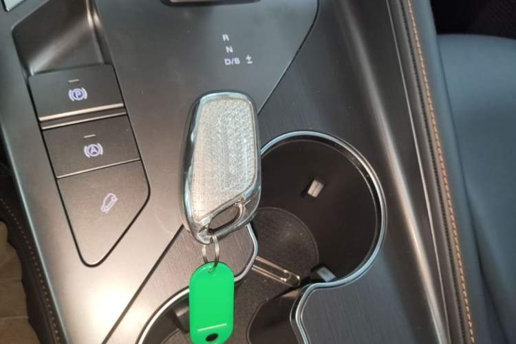 Used Roewe RX5 2023 1.5T Elite Edition Vehicle Key
