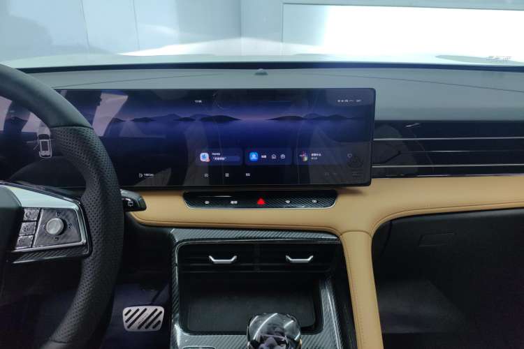 Used Roewe RX5 2023 1.5T Luxury Sliding-Screen Version Audio And AC Panel