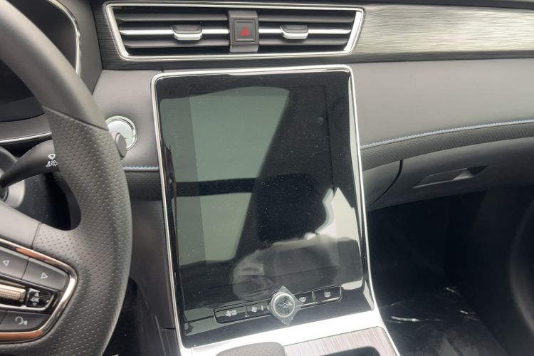 Used Roewe RX5 2023 PLUS 330TGI Automatic Trendsetting Smart Edition Audio And AC Panel
