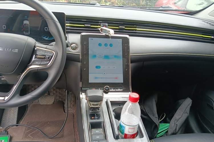 Used Roewe RX5 2023 PLUS 330TGI Automatic Trendsetting Smart Edition Audio And AC Panel