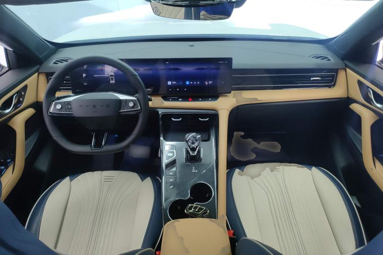 Used Roewe RX5 2023 1.5T Luxury Sliding-Screen Version Center Console