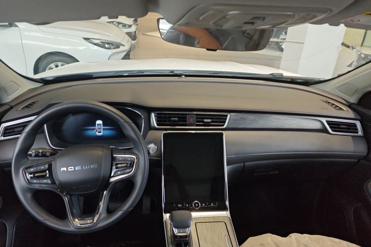 Used Roewe RX5 2023 PLUS 330TGI Automatic Trendsetting Smart Edition Center Console