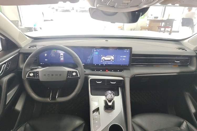 Used Roewe RX5 2023 1.5T Luxury Sliding-Screen Version Center Console