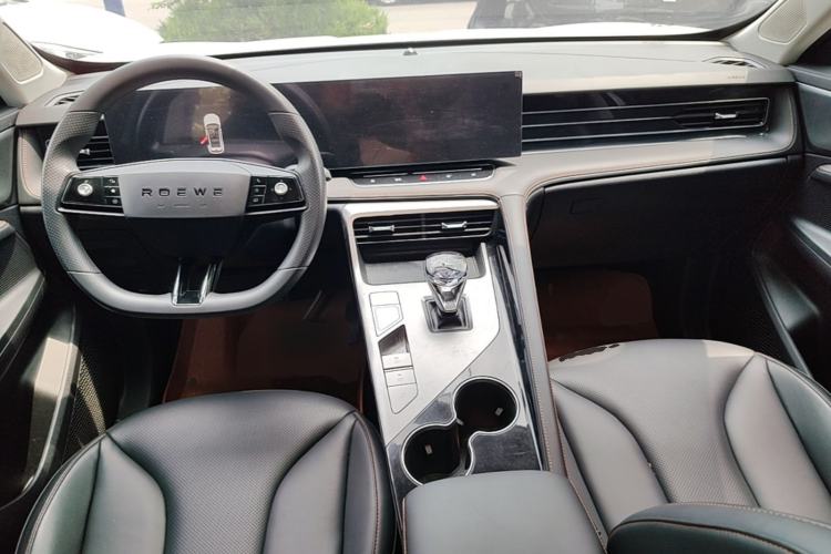 Used Roewe RX5 2023 1.5T Comfort Edition Center Console