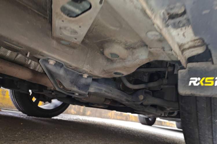 Used Roewe RX5 2023 PLUS 330TGI Automatic Trendsetting Smart Edition Chassis Front Right