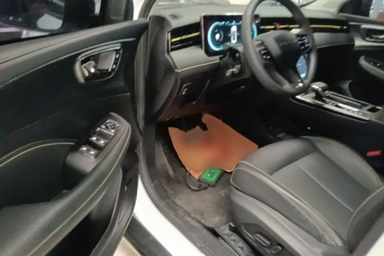 Used Roewe RX5 2023 PLUS 330TGI Automatic Trendsetting Smart Edition Driver Seat