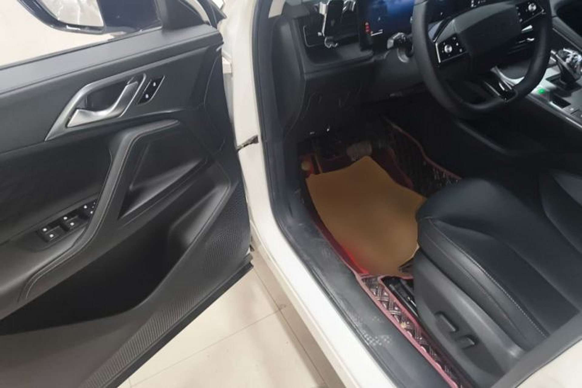 Used Roewe RX5 2023 1.5T Elite Edition Driver Seat