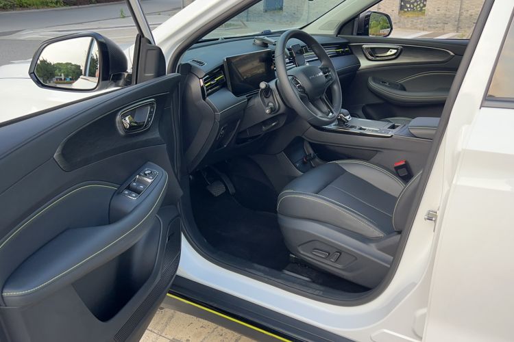 Used Roewe RX5 2023 PLUS 330TGI Automatic Trendsetting Smart Edition Driver Seat