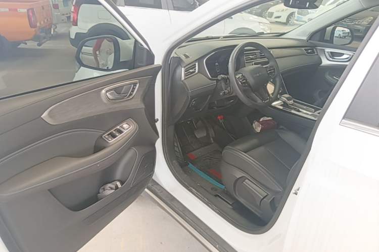 Used Roewe RX5 2023 PLUS 330TGI Automatic Trendsetting Smart Edition Driver Seat