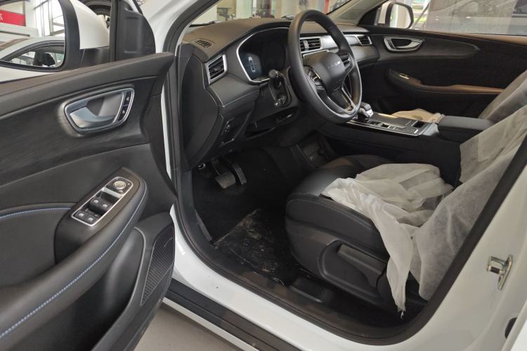Used Roewe RX5 2023 PLUS 330TGI Automatic Trendsetting Smart Edition Driver Seat
