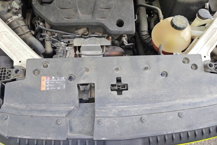 Used Roewe RX5 2023 PLUS 330TGI Automatic Trendsetting Smart Edition Engine Bay