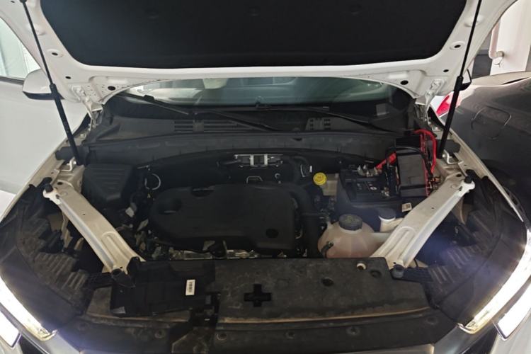 Used Roewe RX5 2023 PLUS 330TGI Automatic Trendsetting Smart Edition Engine Bay