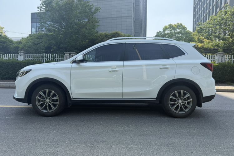 Used Roewe RX5 2023 PLUS 330TGI Automatic Trendsetting Smart Edition Exterior 7