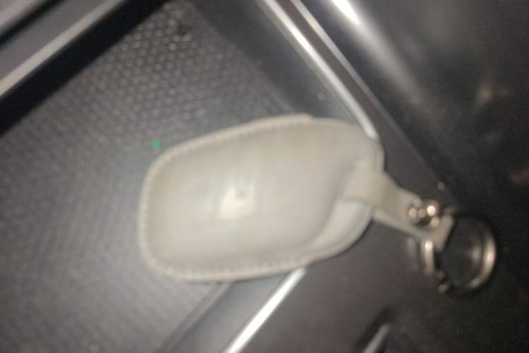 Used Roewe RX5 2023 1.5T Elite Edition Gear Lever