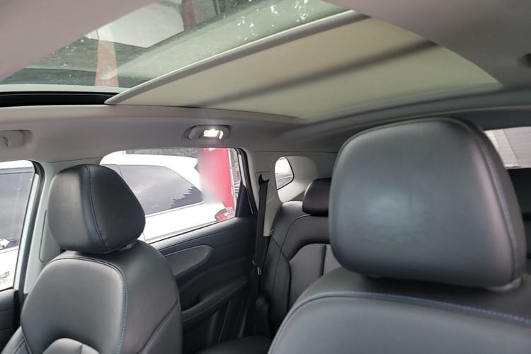 Used Roewe RX5 2023 PLUS 330TGI Automatic Trendsetting Smart Edition Headliner