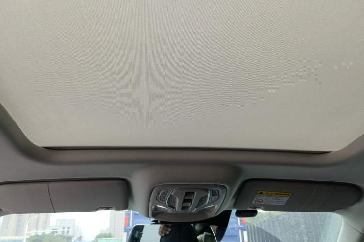 Used Roewe RX5 2023 1.5T Elite Edition Headliner
