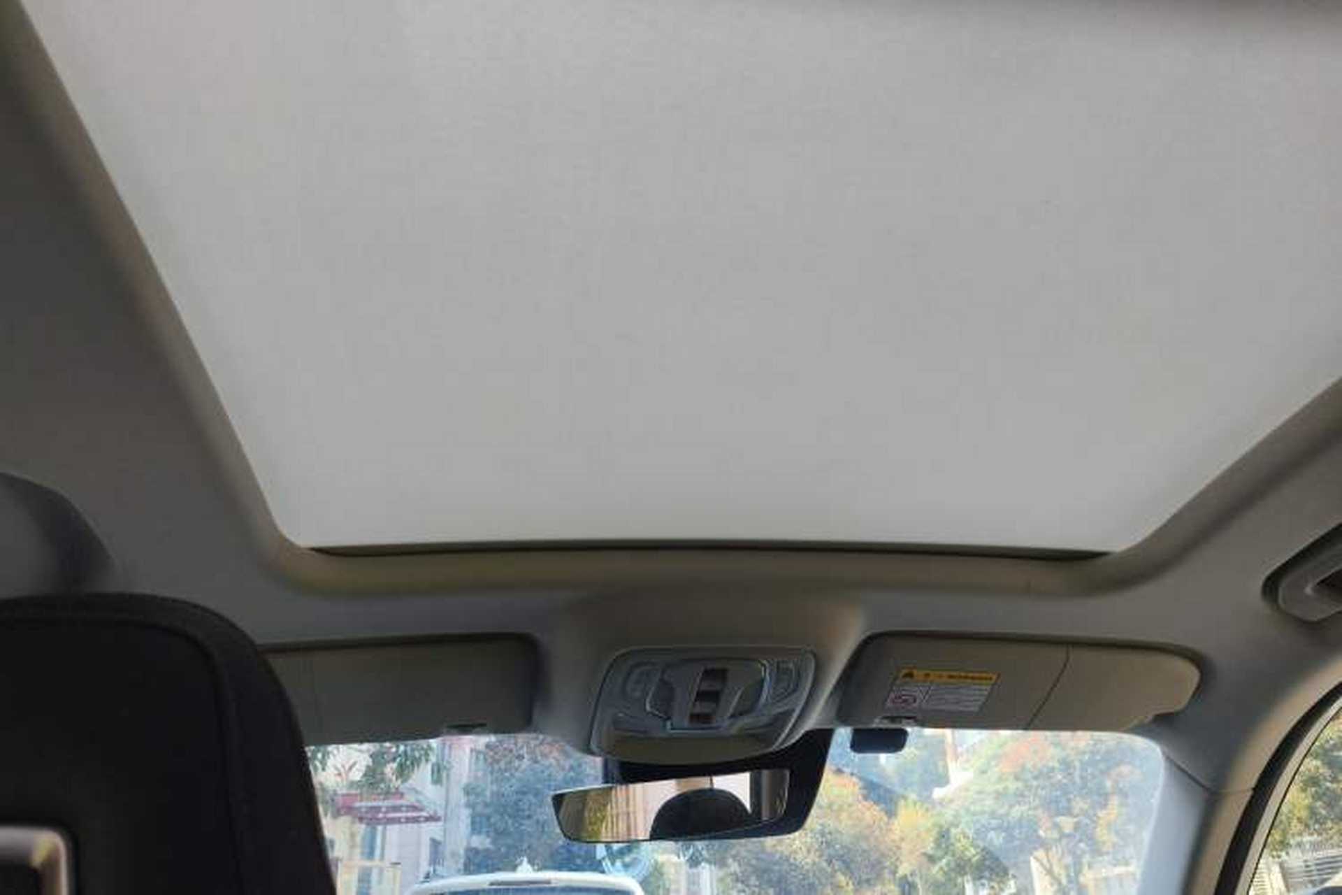 Used Roewe RX5 2023 1.5T Luxury Sliding-Screen Version Headliner