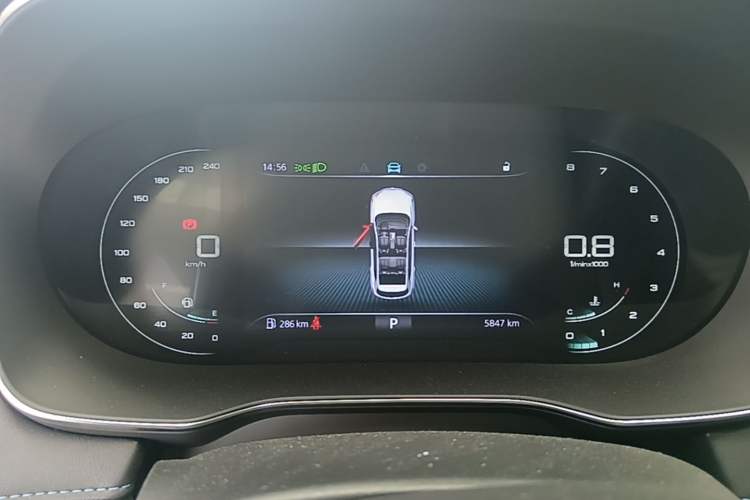 Used Roewe RX5 2023 PLUS 330TGI Automatic Trendsetting Smart Edition Instrument Cluster