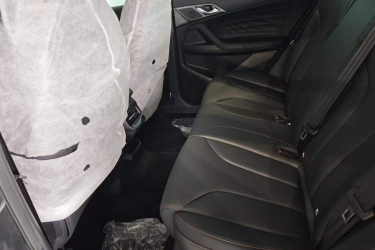 Used Roewe RX5 2023 1.5T Comfort Edition Interior 2