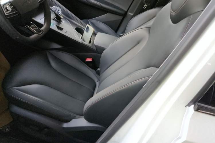 Used Roewe RX5 2023 1.5T Flagship Intelligent Driving Edition Left Front Seat