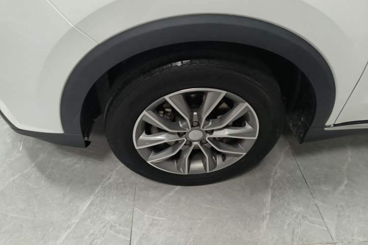 Used Roewe RX5 2023 PLUS 330TGI Automatic Trendsetting Smart Edition Left Front Wheel Hub