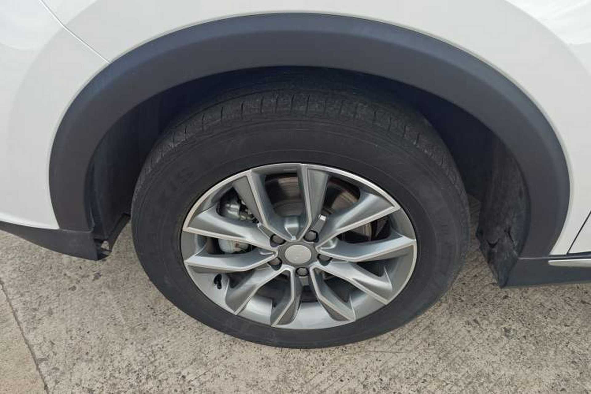 Used Roewe RX5 2023 PLUS 330TGI Automatic Trendsetting Smart Edition Left Front Wheel Hub