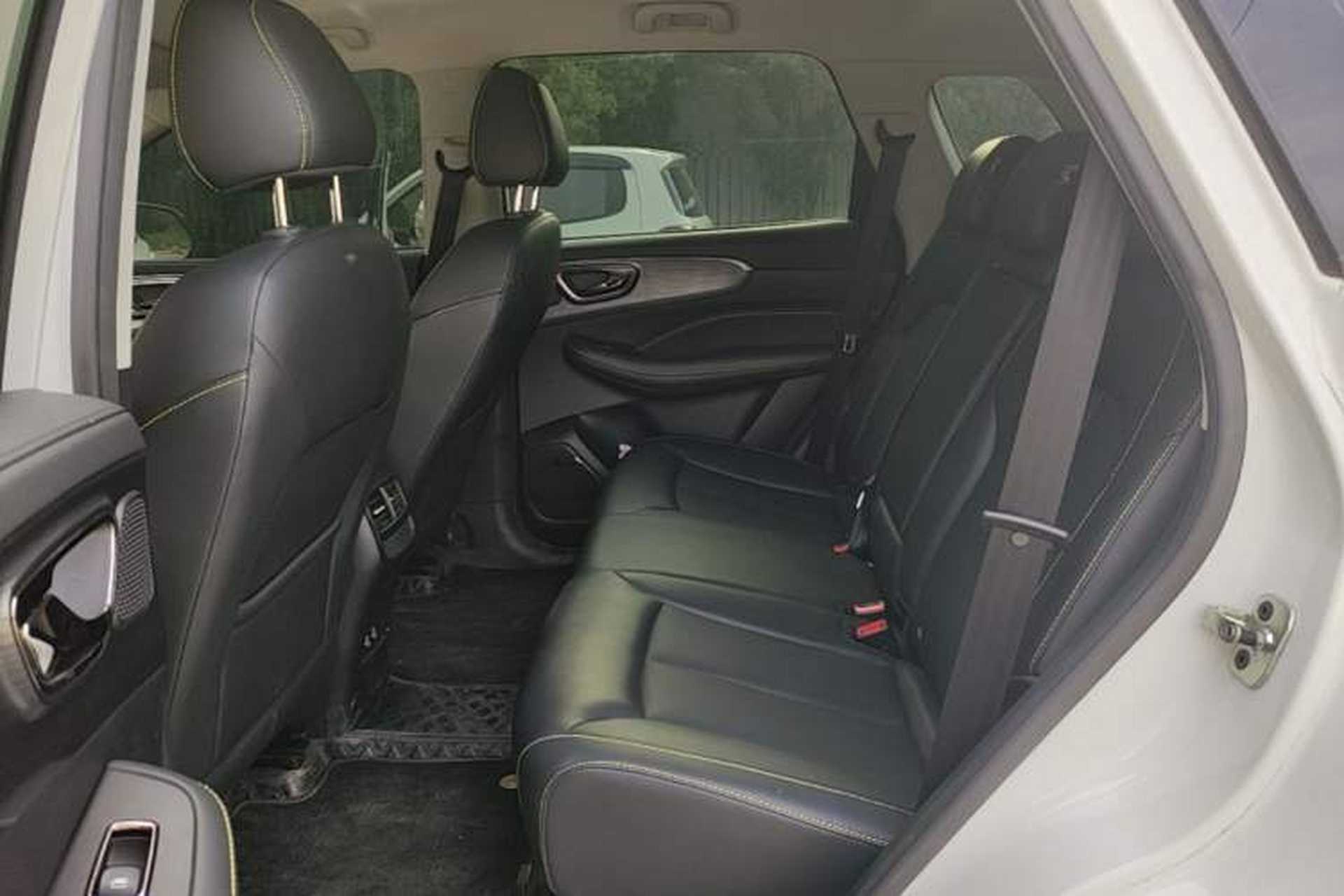 Used Roewe RX5 2023 PLUS 330TGI Automatic Trendsetting Smart Edition Left Rear Seat