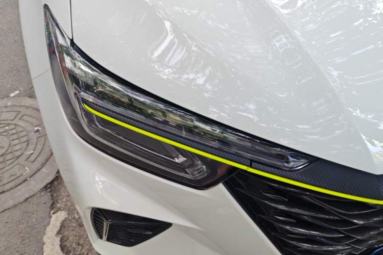 Used Roewe RX5 2023 PLUS 330TGI Automatic Trendsetting Smart Edition Right Front Headlight