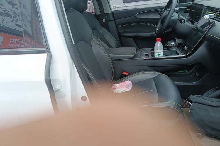 Used Roewe RX5 2023 PLUS 330TGI Automatic Trendsetting Smart Edition Right Front Seat