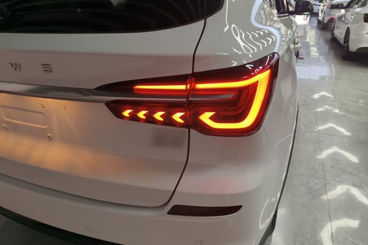 Used Roewe RX5 2023 PLUS 330TGI Automatic Trendsetting Smart Edition Right Rear Taillight