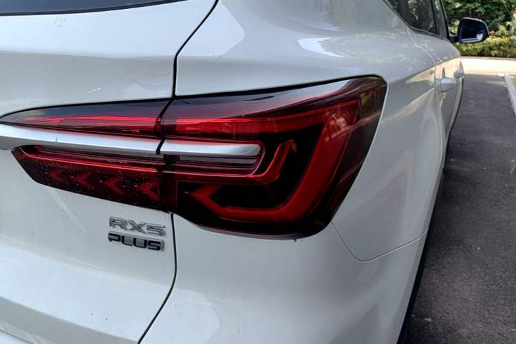 Used Roewe RX5 2023 PLUS 330TGI Automatic Trendsetting Smart Edition Right Rear Taillight