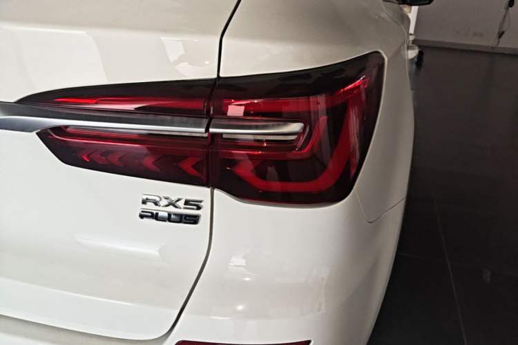 Used Roewe RX5 2023 PLUS 330TGI Automatic Trendsetting Smart Edition Right Rear Taillight