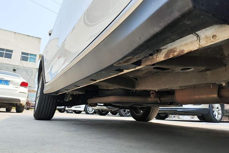 Used Roewe RX5 2023 PLUS 330TGI Automatic Trendsetting Smart Edition Right Side Sill