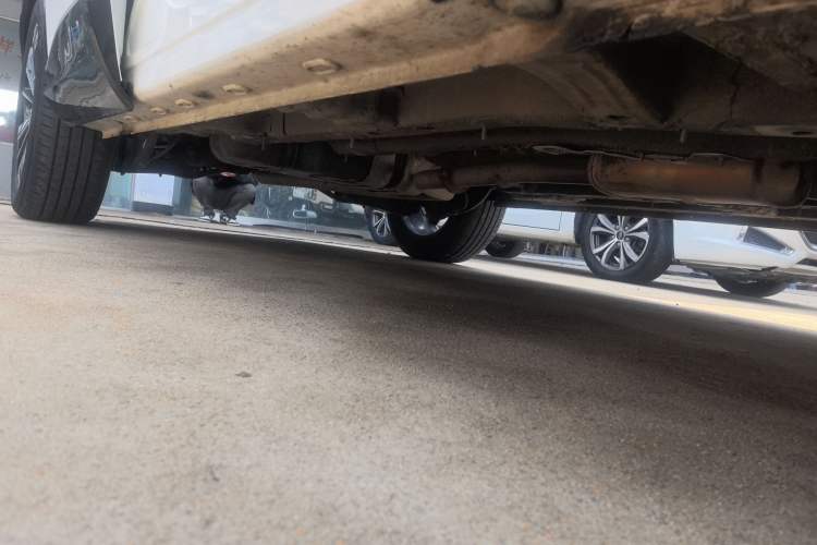Used Roewe RX5 2023 1.5T Elite Edition Right Side Sill