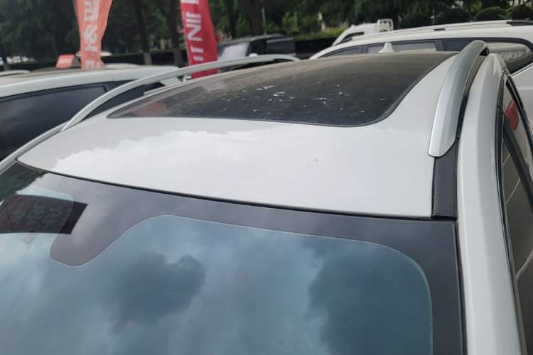 Used Roewe RX5 2023 PLUS 330TGI Automatic Trendsetting Smart Edition Roof