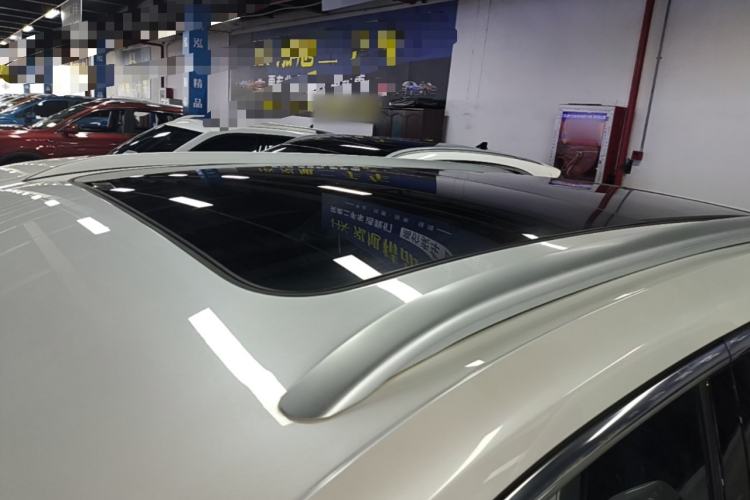 Used Roewe RX5 2023 1.5T Luxury Sliding-Screen Version Roof