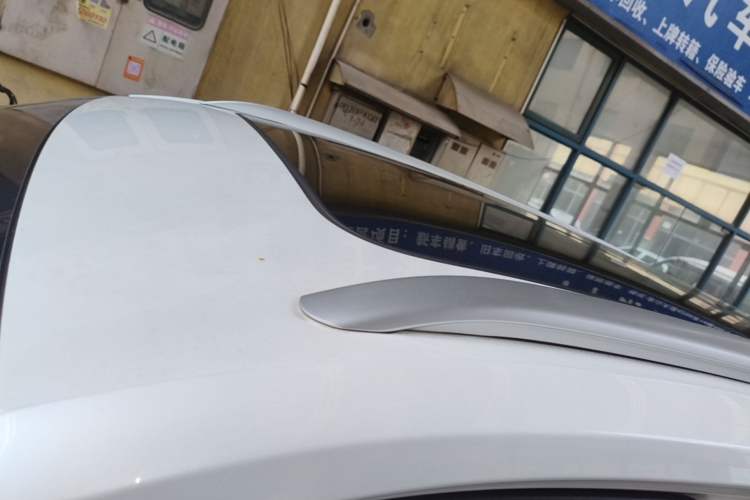 Used Roewe RX5 2023 1.5T Elite Edition Roof