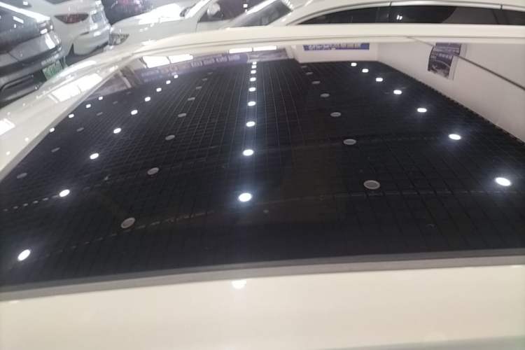 Used Roewe RX5 2023 1.5T Elite Edition Roof